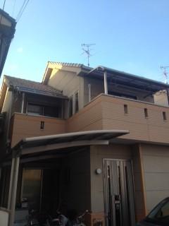 Local appearance photo. Furniture, etc. are not included in the sale. 