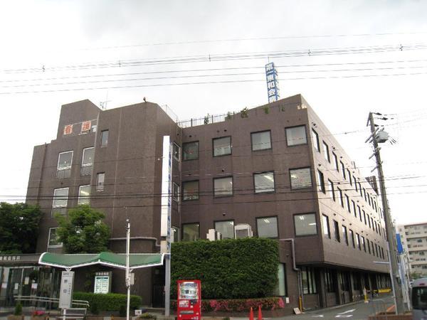 Hospital. First Towa Board 2100m to the hospital