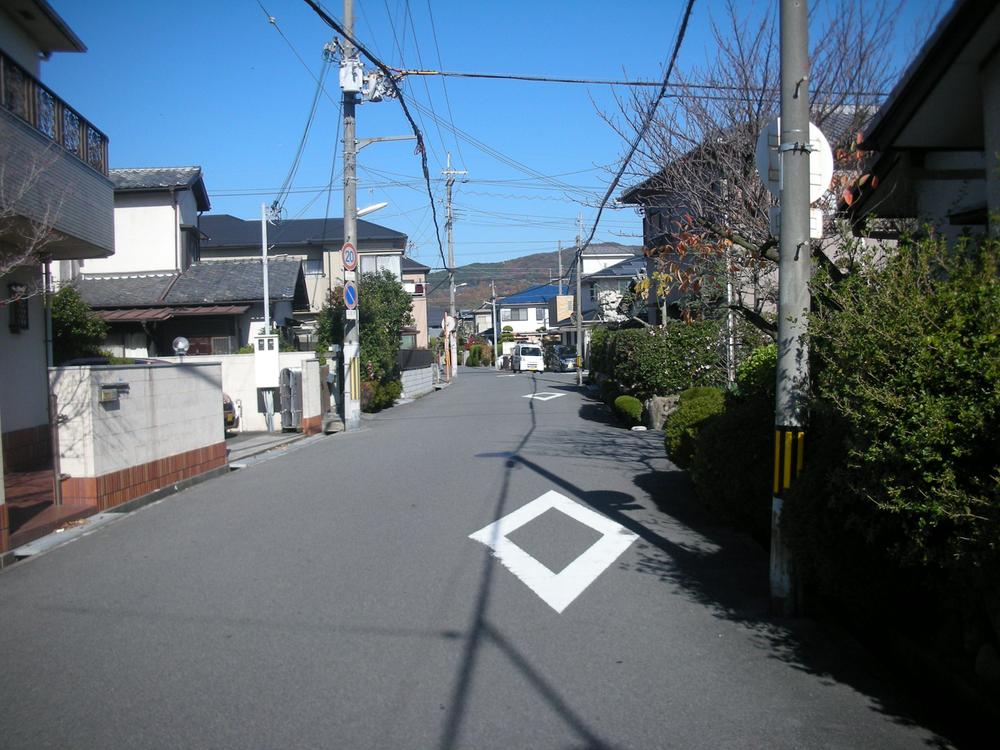 Local photos, including front road. Before road about 7m public road
