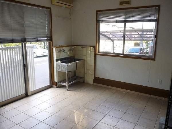 Other introspection. Doma tiled free space