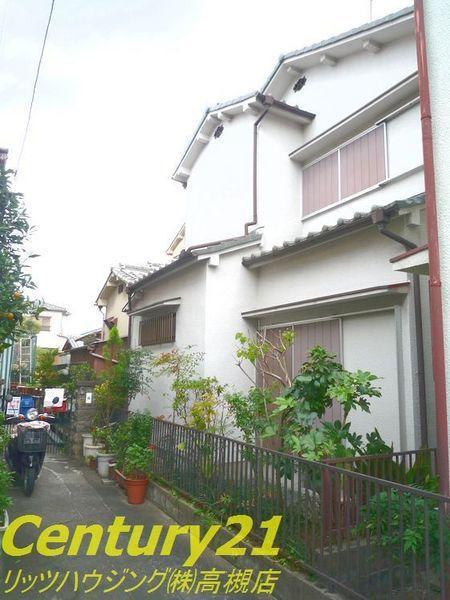 Local photos, including front road