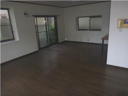 Living. Living Large