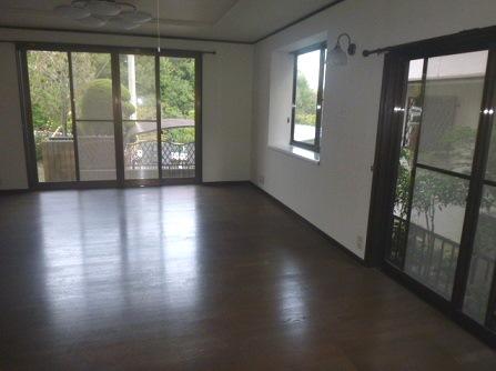 Living. LDK about 22 Pledge: is open space! It is looking at the garden, It will be healed heart in green