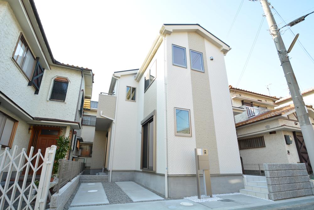 Local appearance photo. Takatsuki Shikotobuki-cho 3-chome Local appearance photo