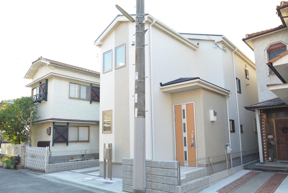 Local appearance photo. Takatsuki Shikotobuki-cho 3-chome Local appearance photo