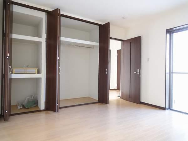 Receipt. 1 Kaiyoshitsu 8 Pledge Storage part We have plenty of space ensure