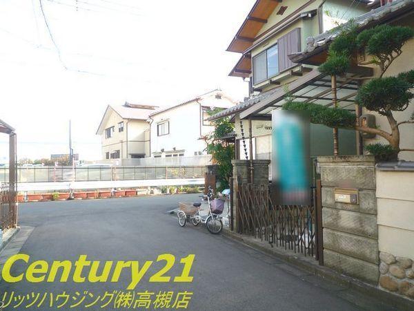 Local photos, including front road