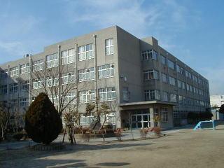 Primary school. 766m to Takatsuki Municipal Matsubara Elementary School