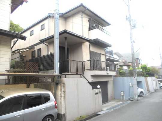 Local appearance photo. Exterior (1)