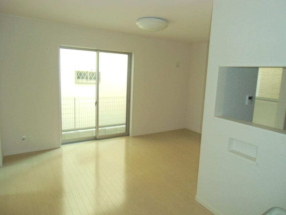 Living. Indoor (12 May 2013) Shooting