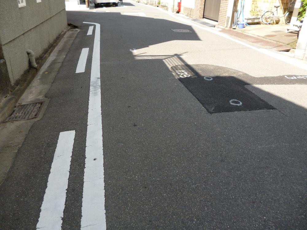 Local photos, including front road. Local (September 2013) Shooting