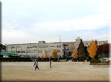 Primary school. 478m to Takatsuki Municipal Abuno Elementary School