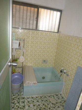 Bathroom. Warm at any time with additional heating function