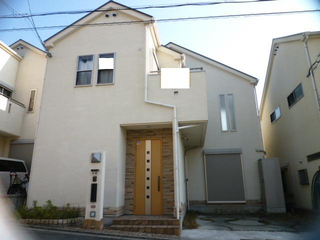 Local appearance photo. Local (12 May 2013) Shooting