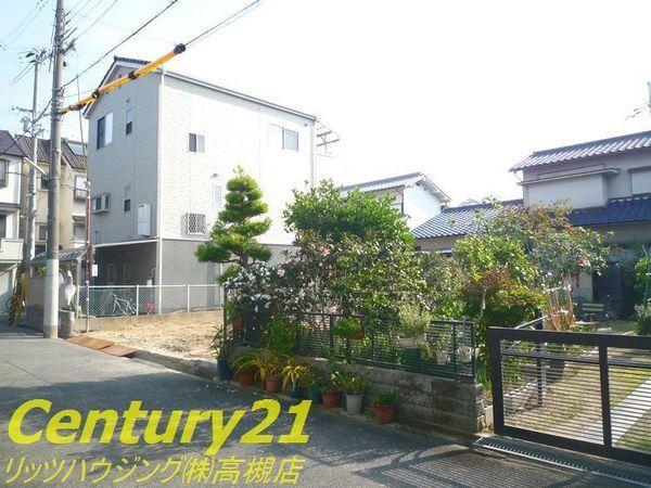 Local photos, including front road