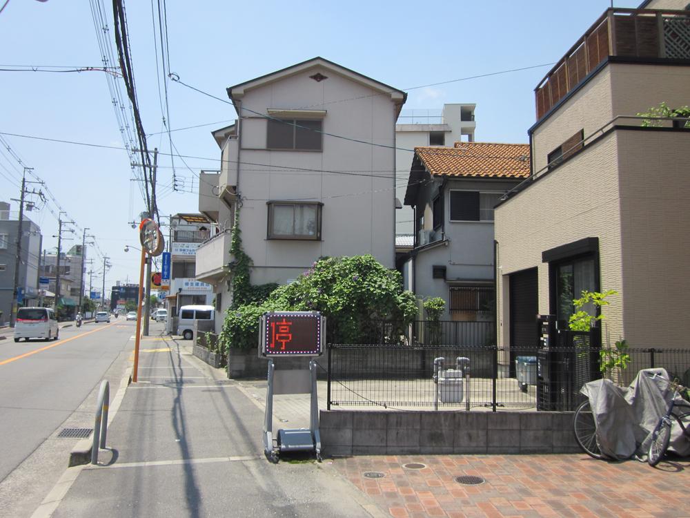 Local photos, including front road. Local (July 2013) Shooting