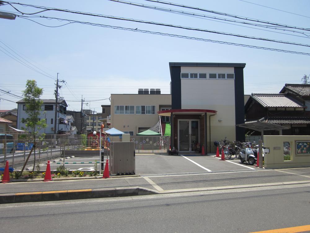 kindergarten ・ Nursery. Thomas Himuro to nursery school 304m