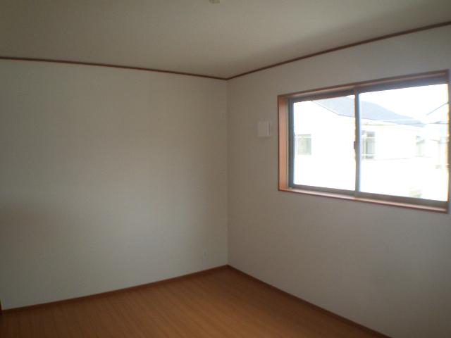 Non-living room. The company construction cases