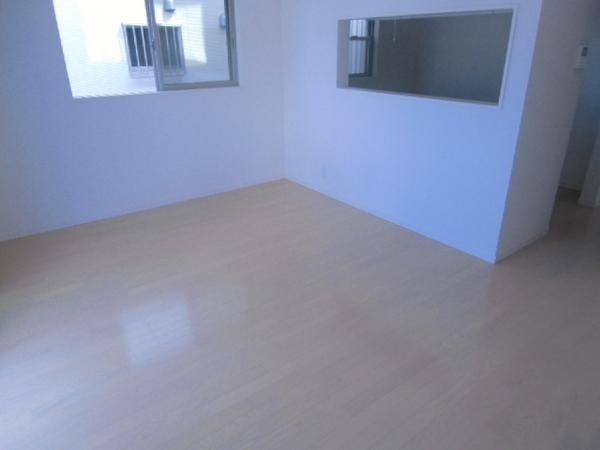 Living. Space of the rest of the spacious LDK family