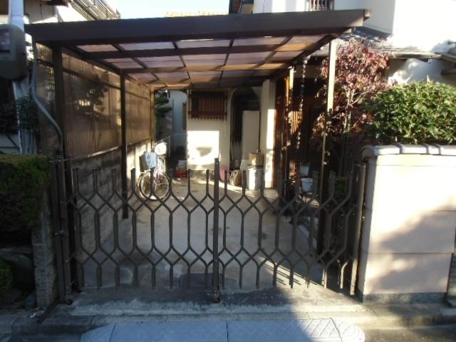 Local appearance photo