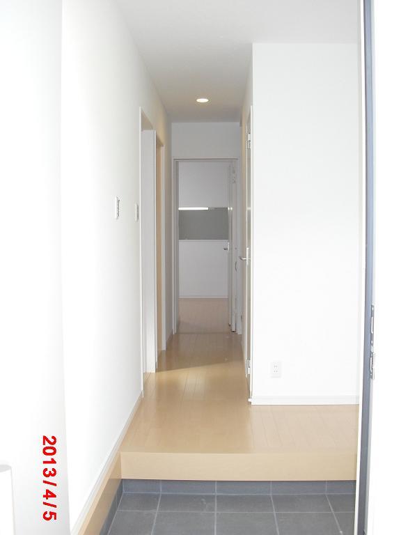 Entrance. Entrance and refreshing!