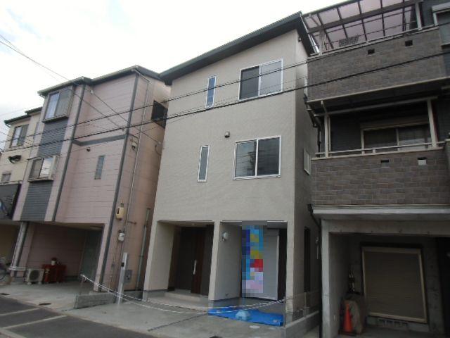 Local appearance photo