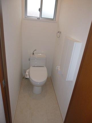 Toilet. Toilet is located on each floor. Washlet is with ◎