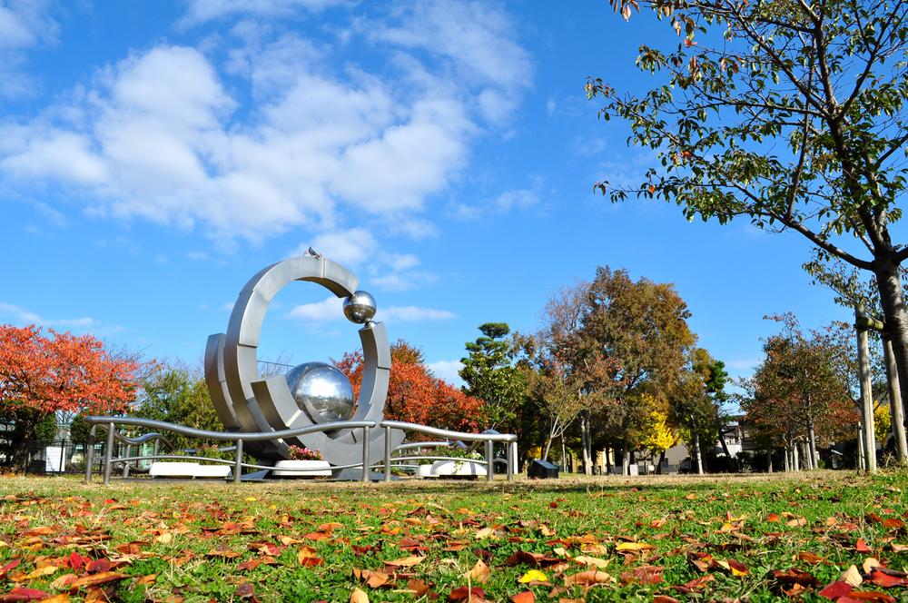 park. 1700m to the ruins of a castle park
