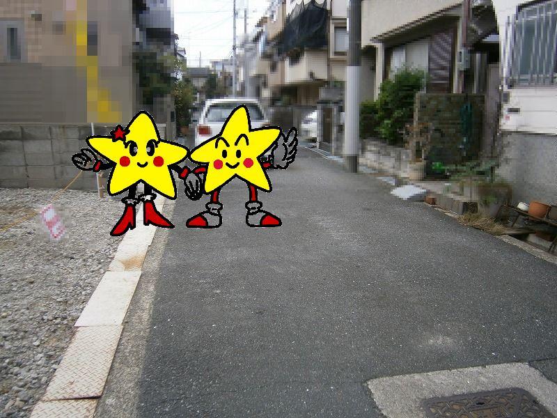 Local photos, including front road. Local (10 May 2013) Shooting