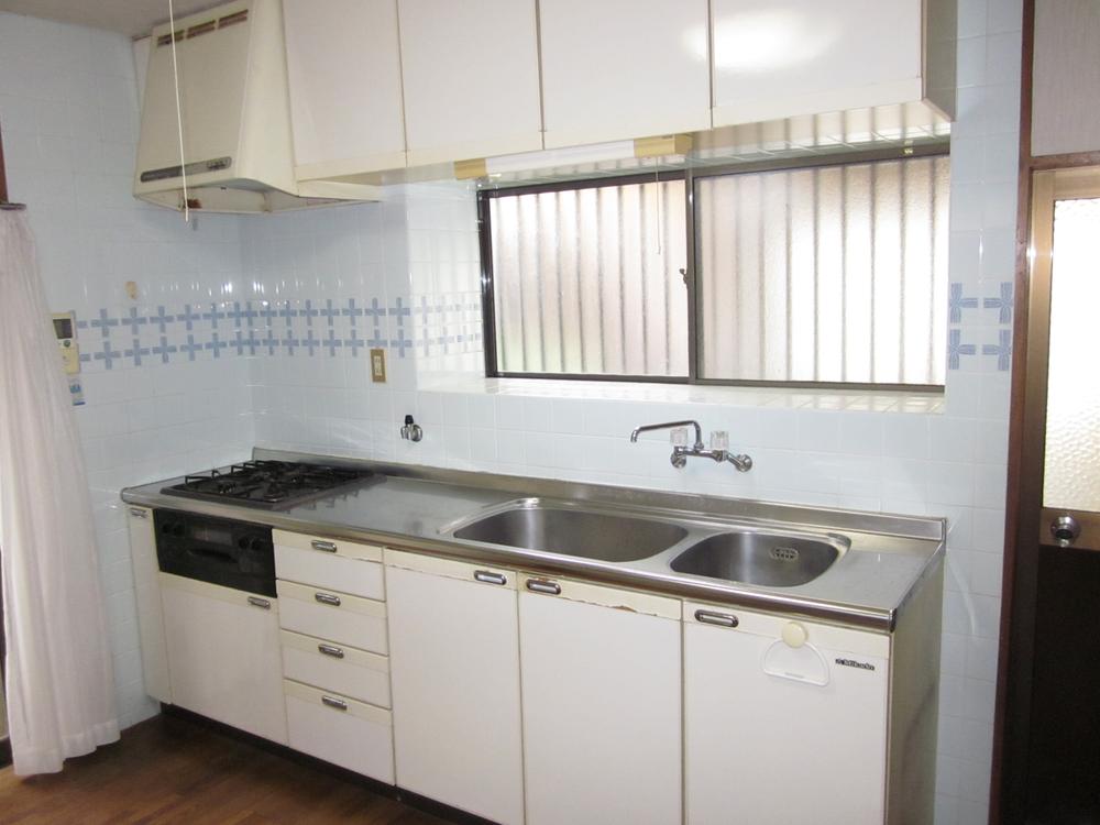 Kitchen. Indoor (March 2013) Shooting