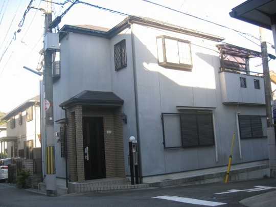 Local appearance photo. Exterior (1)