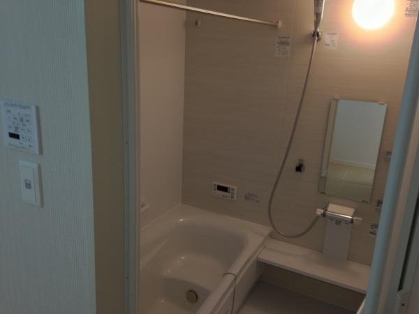 Bathroom. Comfortable bath time in Otobasu function ☆