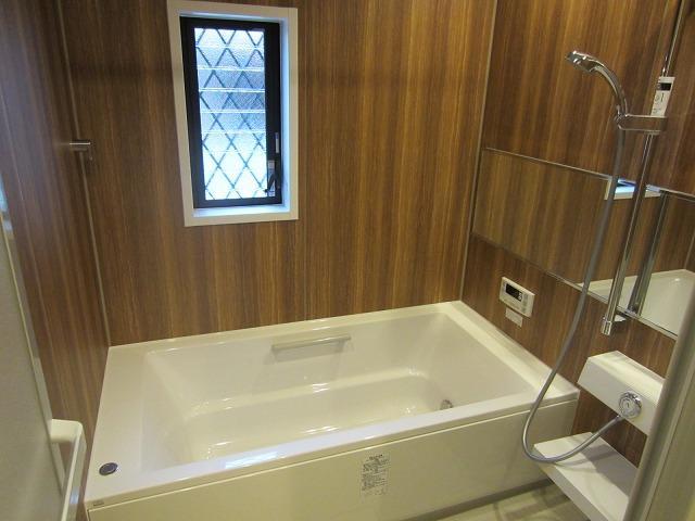 Same specifications photo (bathroom). ( E Building) same specification