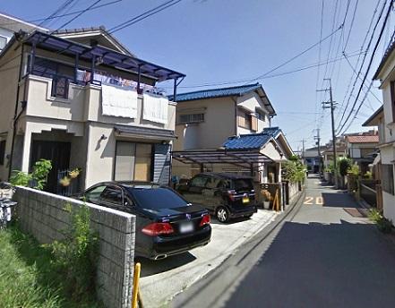 Local photos, including front road. Facing the west side of the road, The width of the road is about 4m!