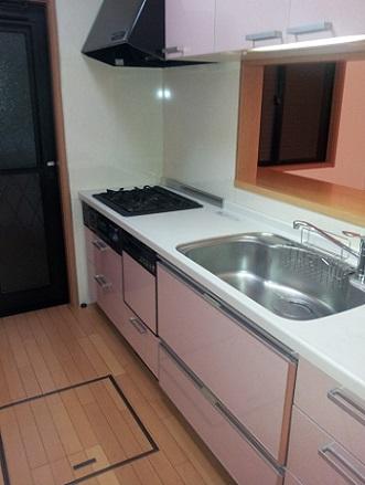 Kitchen. (Night photography)