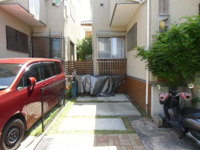 Other. Parking one Allowed! 