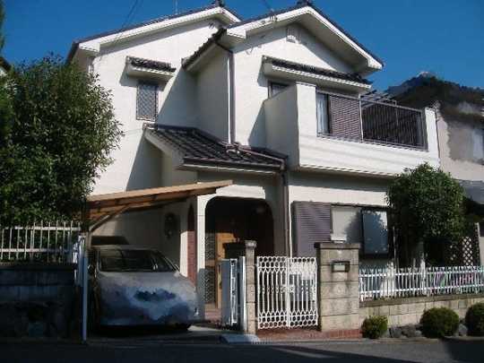 Local appearance photo. Exterior (1)