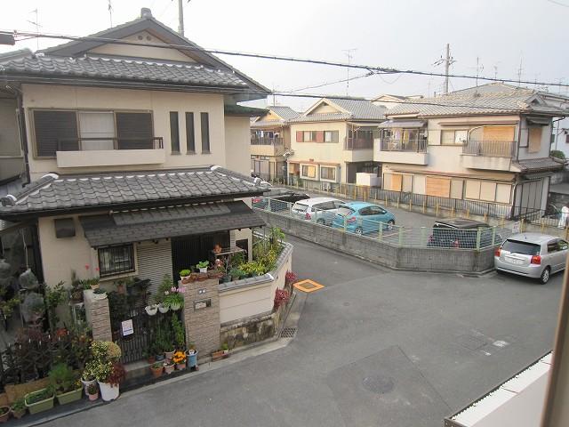 View photos from the dwelling unit. Indoor (12 May 2013) Shooting