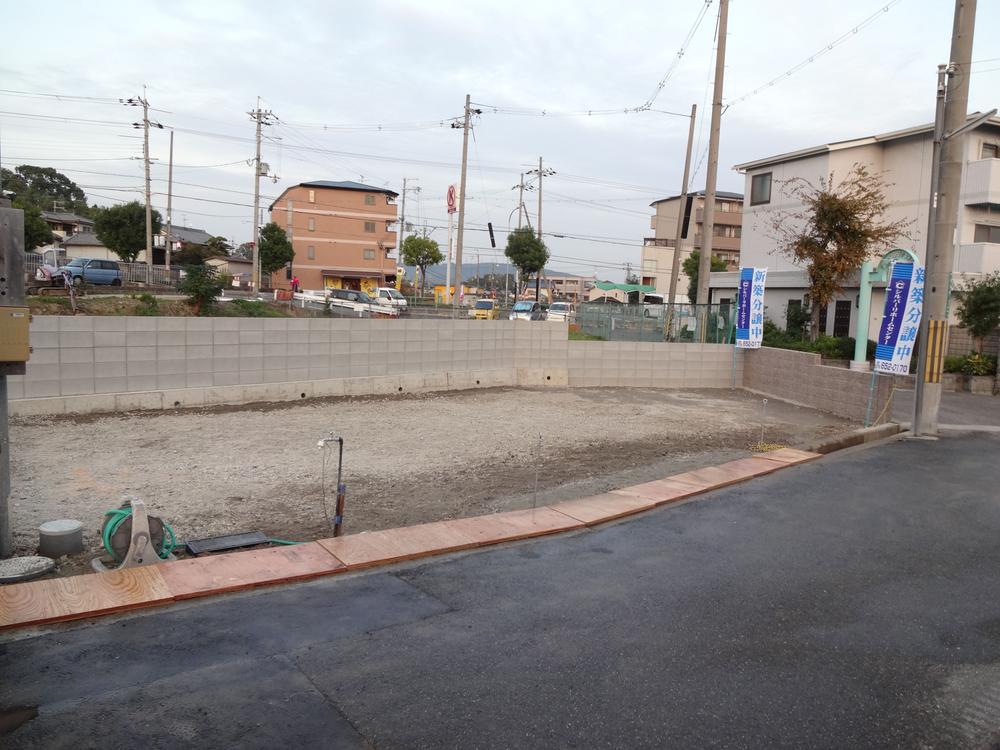 Local appearance photo. A No. land Local Photos