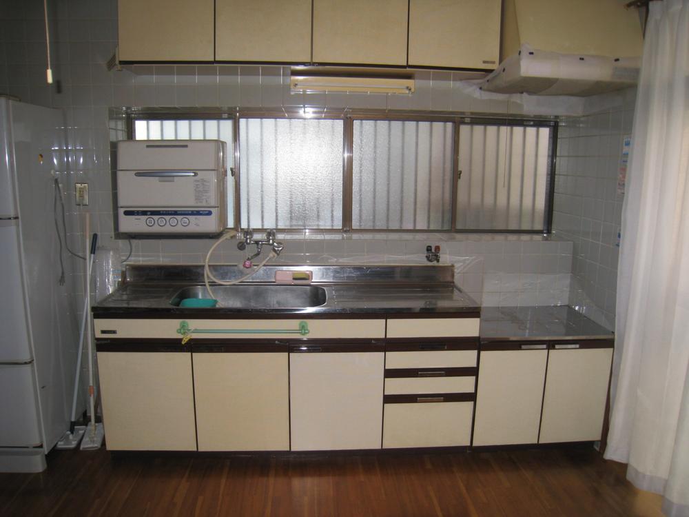 Kitchen. Indoor (July 2013) Shooting