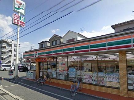 Convenience store. 363m to Seven-Eleven Takatsuki Sakaemachi shop