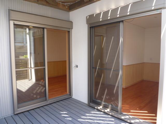 Balcony. Local (June 2013) Shooting