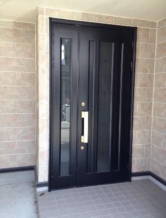 Entrance. It is conveniently located on the surrounding environment better life! 