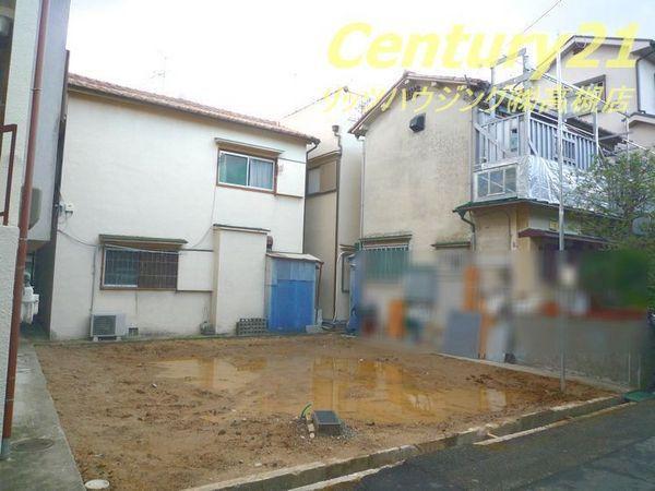 Local photos, including front road