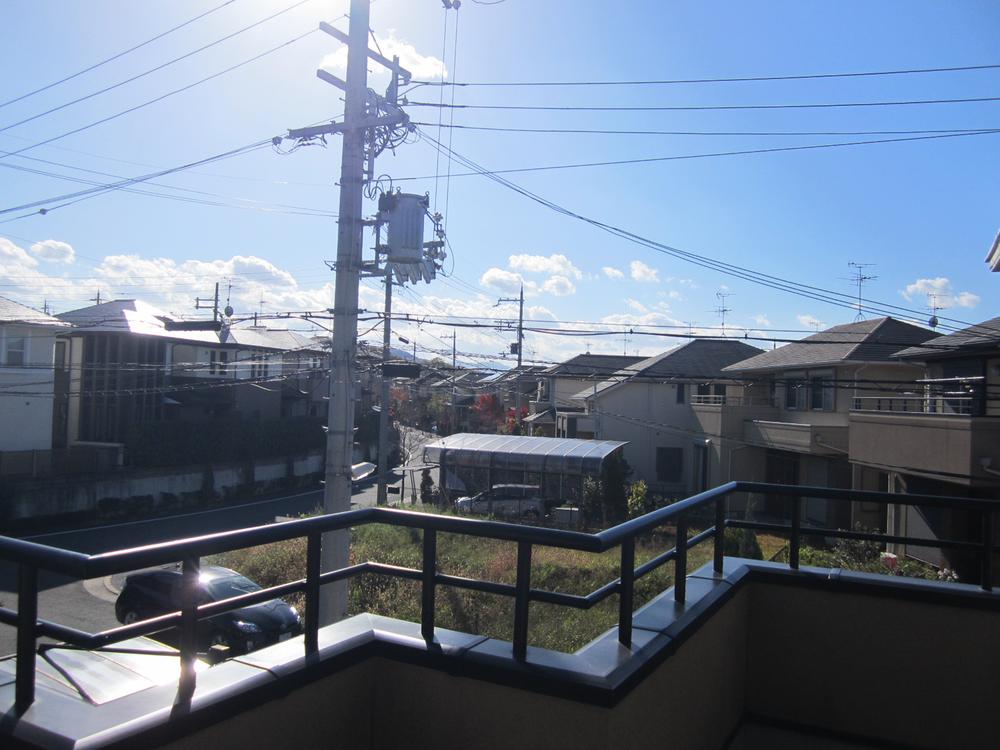 Local appearance photo. Local (12 May 2013) Shooting