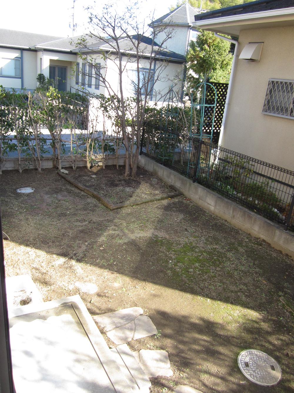 Garden. Local (12 May 2013) Shooting