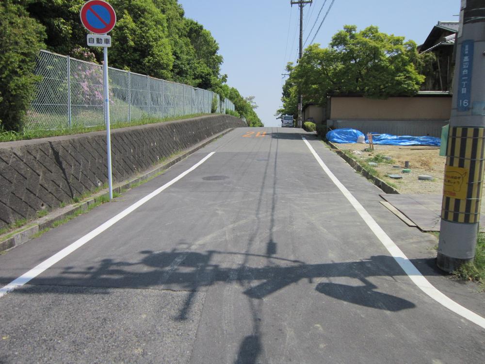 Local photos, including front road. Local (May 2013) Shooting