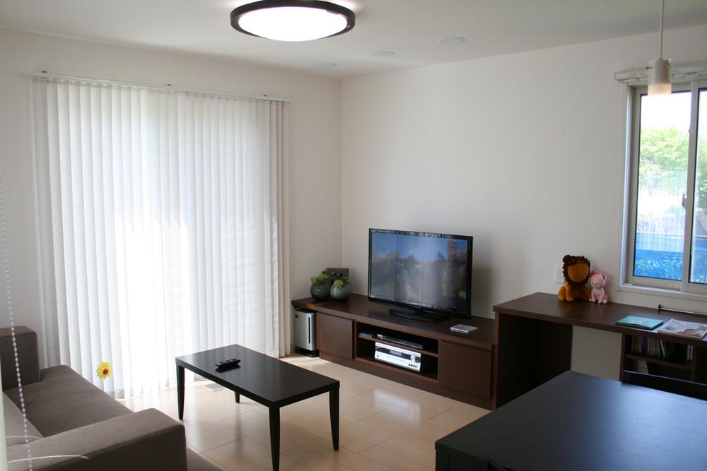 Living. Bright living room, which shine in the light