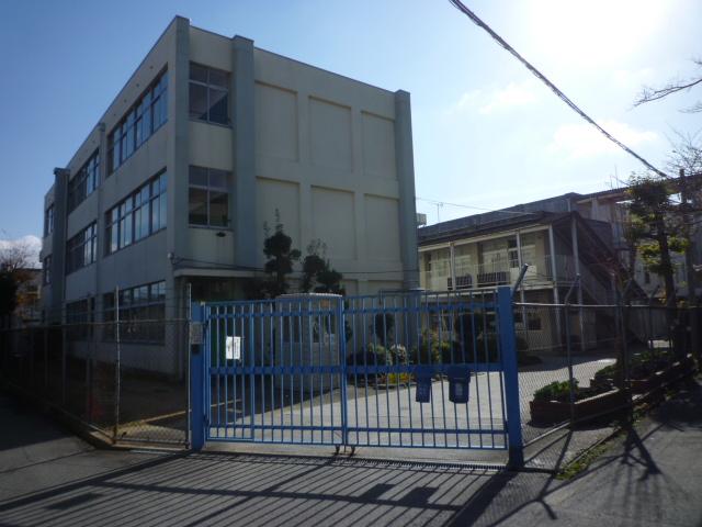 Primary school. Tondabayashi Tatsunishiki County 1591m up to elementary school (elementary school)