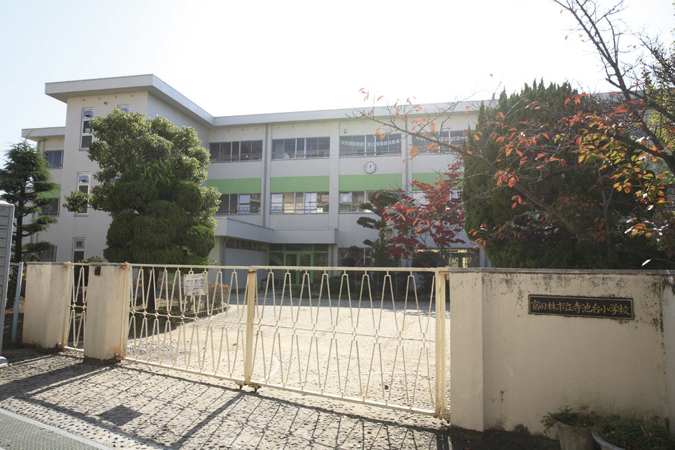 Other Environmental Photo. Teraikedai until elementary school 340m walk 5 minutes